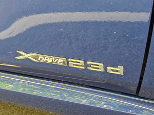 BMW X1 thumbnail