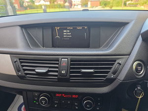 BMW X1 thumbnail