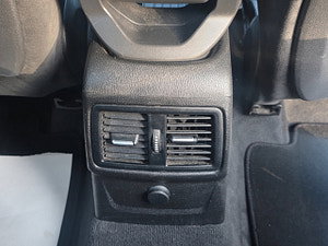 BMW X1 thumbnail