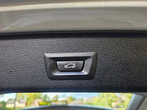 BMW X3 thumbnail