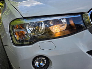 BMW X3 thumbnail