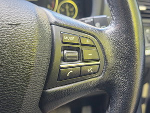 BMW X3 thumbnail