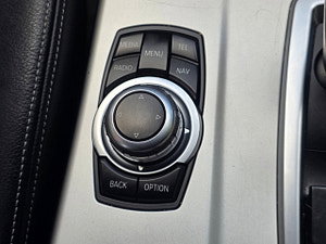 BMW X3 thumbnail
