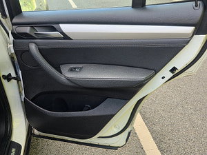 BMW X3 thumbnail