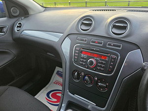 Ford Mondeo thumbnail