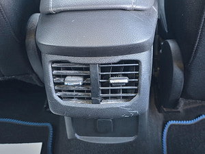 Ford Mondeo thumbnail