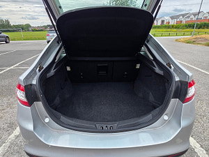 Ford Mondeo thumbnail