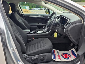 Ford Mondeo thumbnail