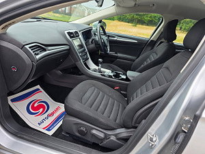 Ford Mondeo thumbnail