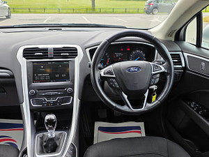 Ford Mondeo thumbnail