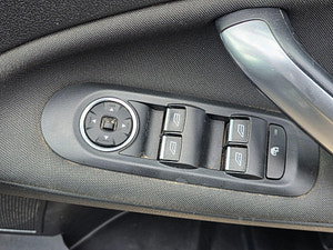 Ford Mondeo thumbnail