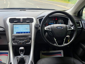 Ford Mondeo thumbnail