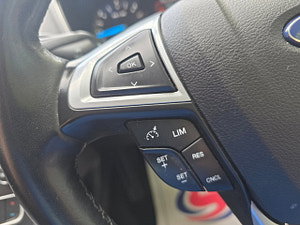 Ford Mondeo thumbnail