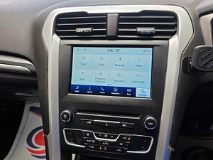 Ford Mondeo thumbnail