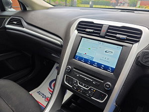 Ford Mondeo thumbnail