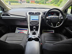 Ford Mondeo thumbnail