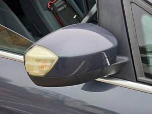 Ford C-Max thumbnail