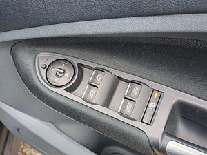 Ford C-Max thumbnail