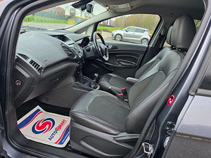 Ford EcoSport thumbnail