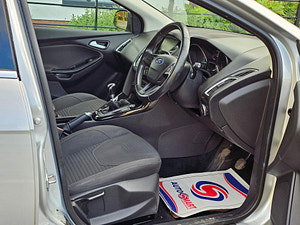 Ford Focus thumbnail