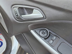 Ford Focus thumbnail