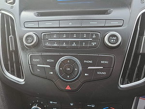 Ford Focus thumbnail