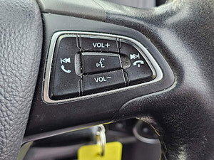 Ford Focus thumbnail