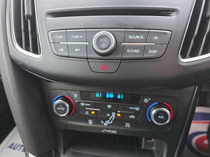 Ford Focus thumbnail