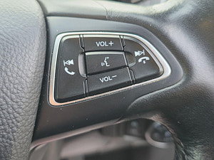 Ford Focus thumbnail