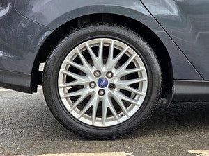 Ford Focus thumbnail