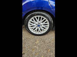 Ford Focus thumbnail