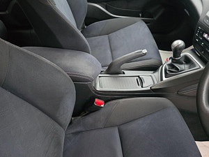 Honda Civic thumbnail