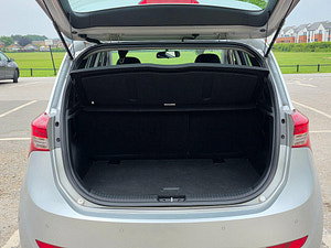 Hyundai IX20 thumbnail