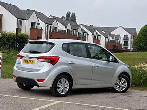 Hyundai IX20 thumbnail