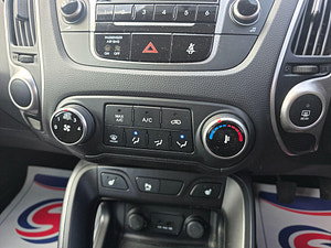 Hyundai IX35 thumbnail
