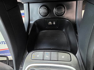 Hyundai Santa Fe thumbnail
