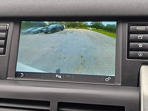 Land Rover Discovery Sport thumbnail