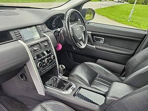 Land Rover Discovery Sport thumbnail