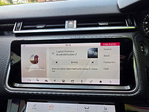 Land Rover Range Rover Velar thumbnail