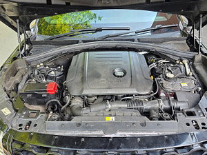 Land Rover Range Rover Velar thumbnail