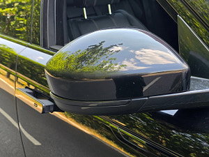 Land Rover Range Rover Velar thumbnail