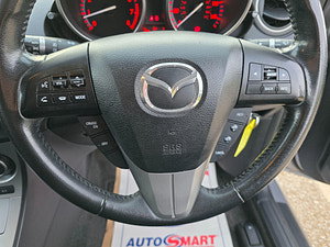 Mazda Mazda3 thumbnail