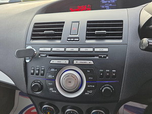Mazda Mazda3 thumbnail