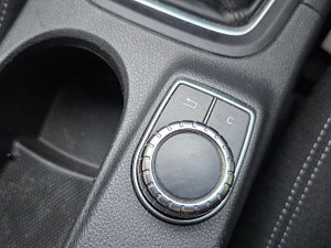 Mercedes-Benz B Class thumbnail