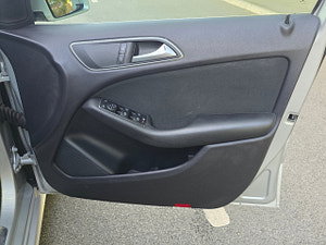 Mercedes-Benz B Class thumbnail