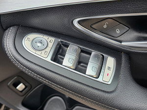 Mercedes-Benz C Class thumbnail