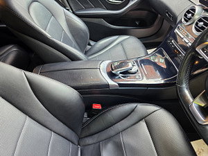 Mercedes-Benz C Class thumbnail