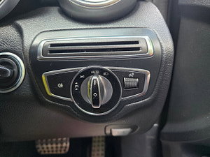 Mercedes-Benz C Class thumbnail