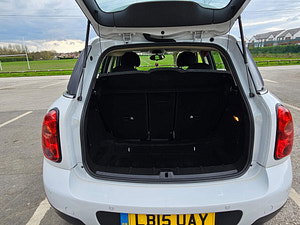 MINI Countryman thumbnail