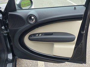 MINI Countryman thumbnail